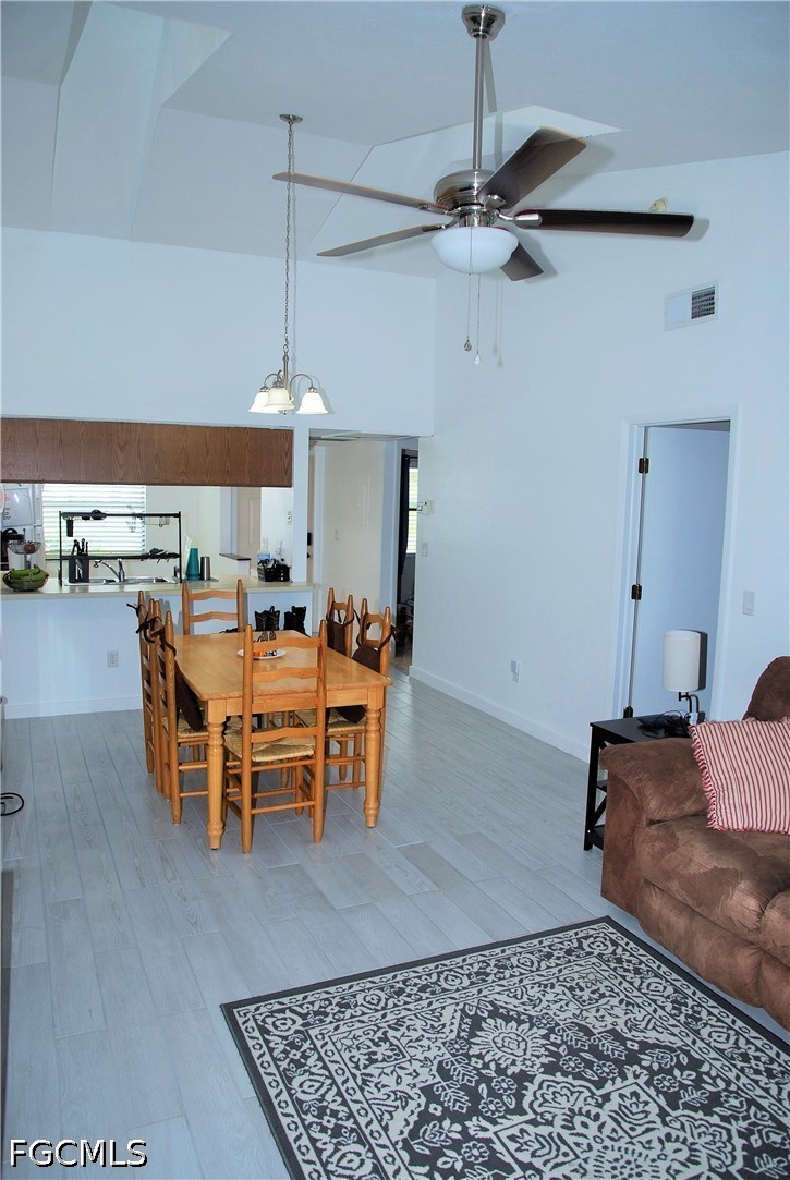 DiningArea