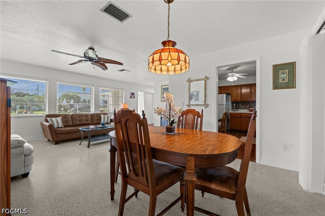DiningArea