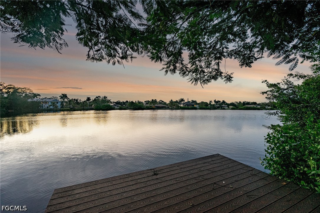 Dock