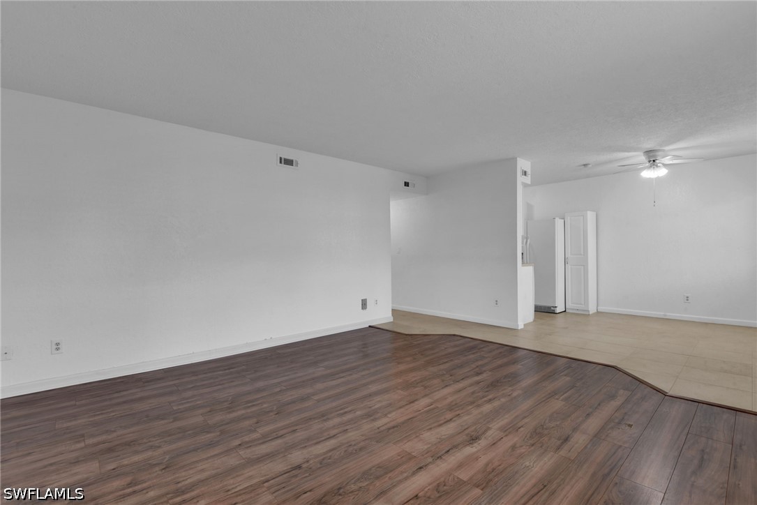 4617 Bayshore Unit H5, Naples, FL 34112