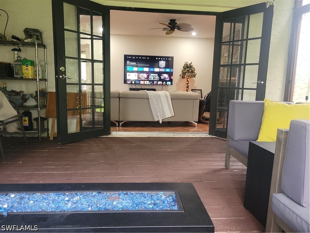 5259 Myrtle, Naples, FL 34113