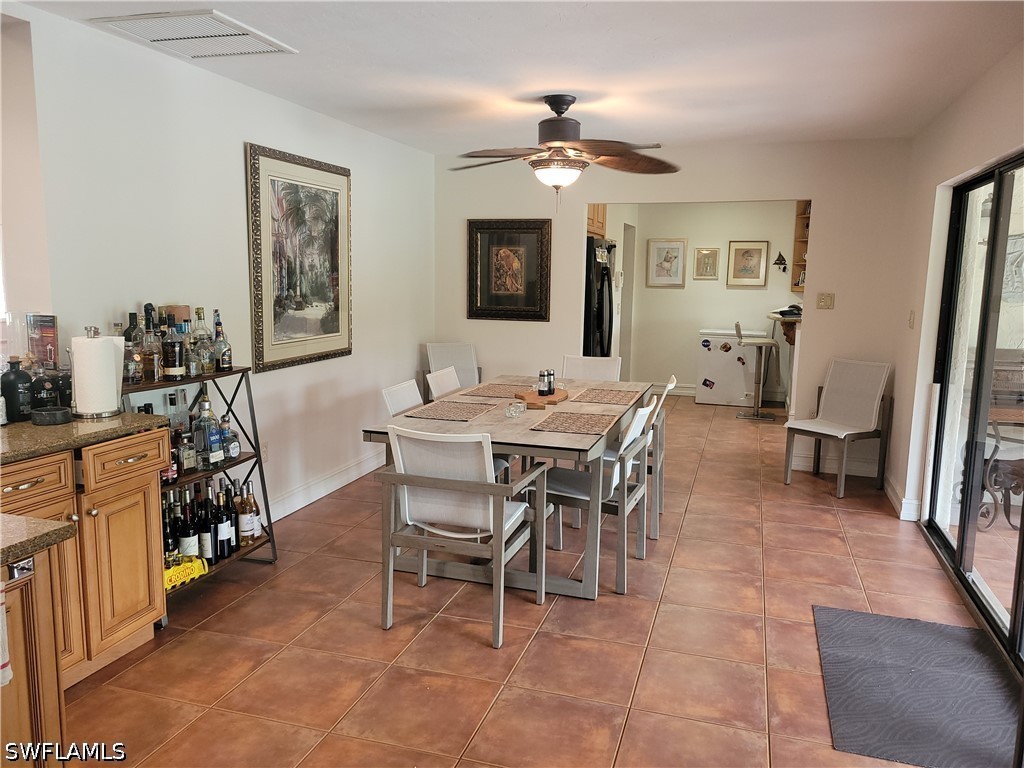 DiningArea