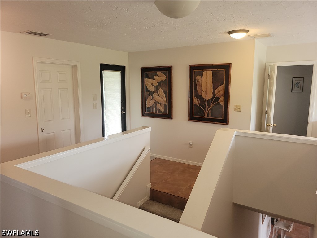 5259 Myrtle, Naples, FL 34113