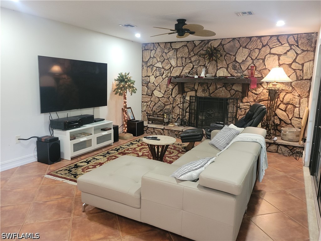 LivingRoom
