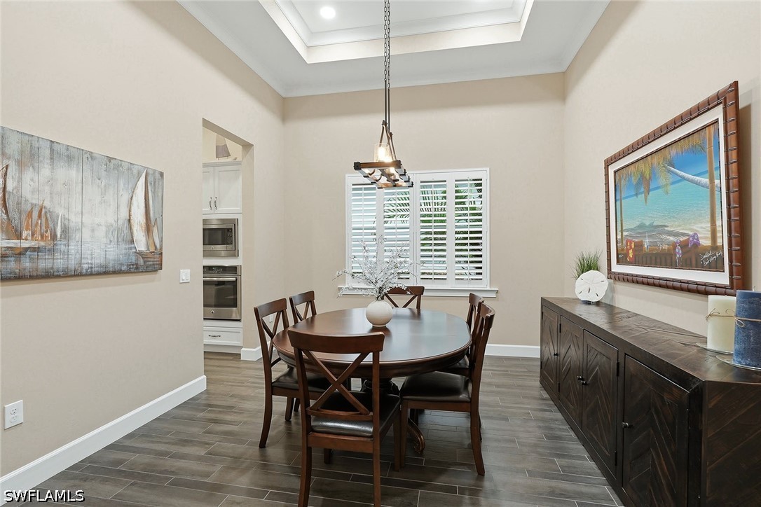 DiningArea