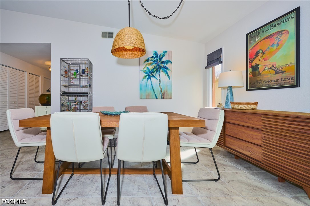 DiningArea