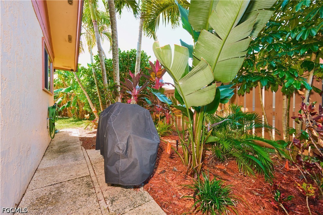 6513 Royal Woods, Fort Myers, FL 33908