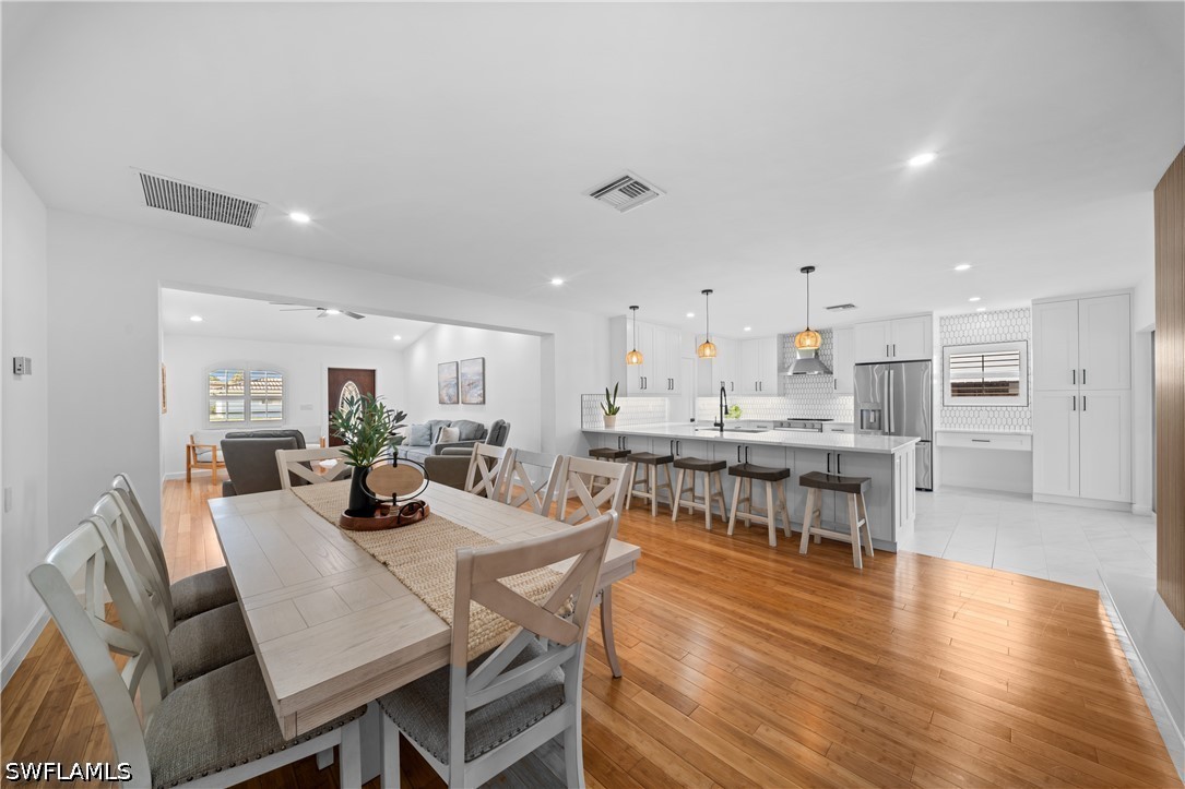 DiningArea