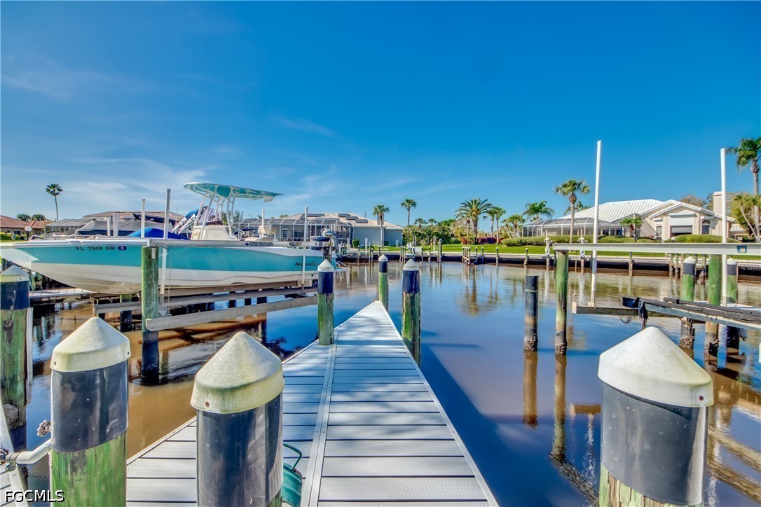 Dock