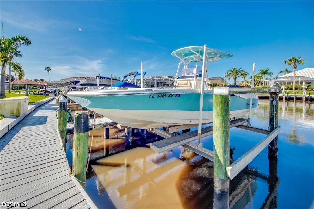 Dock