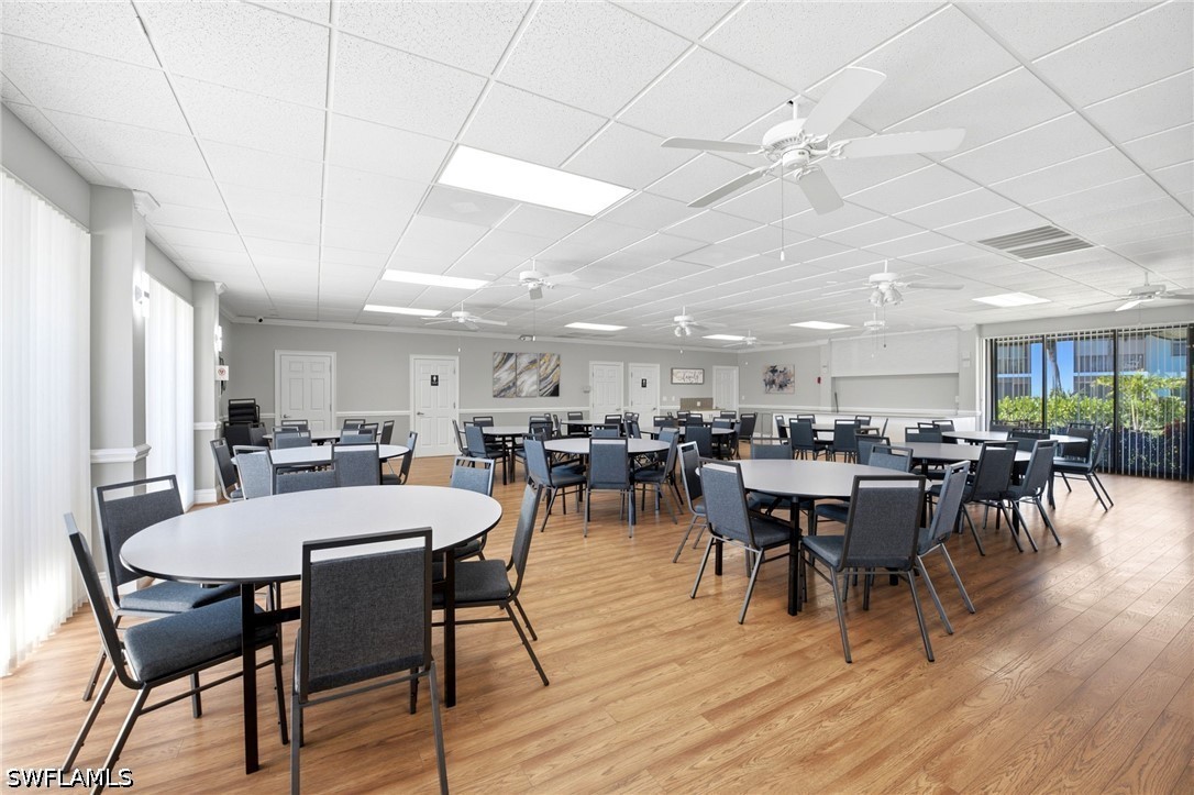 DiningArea