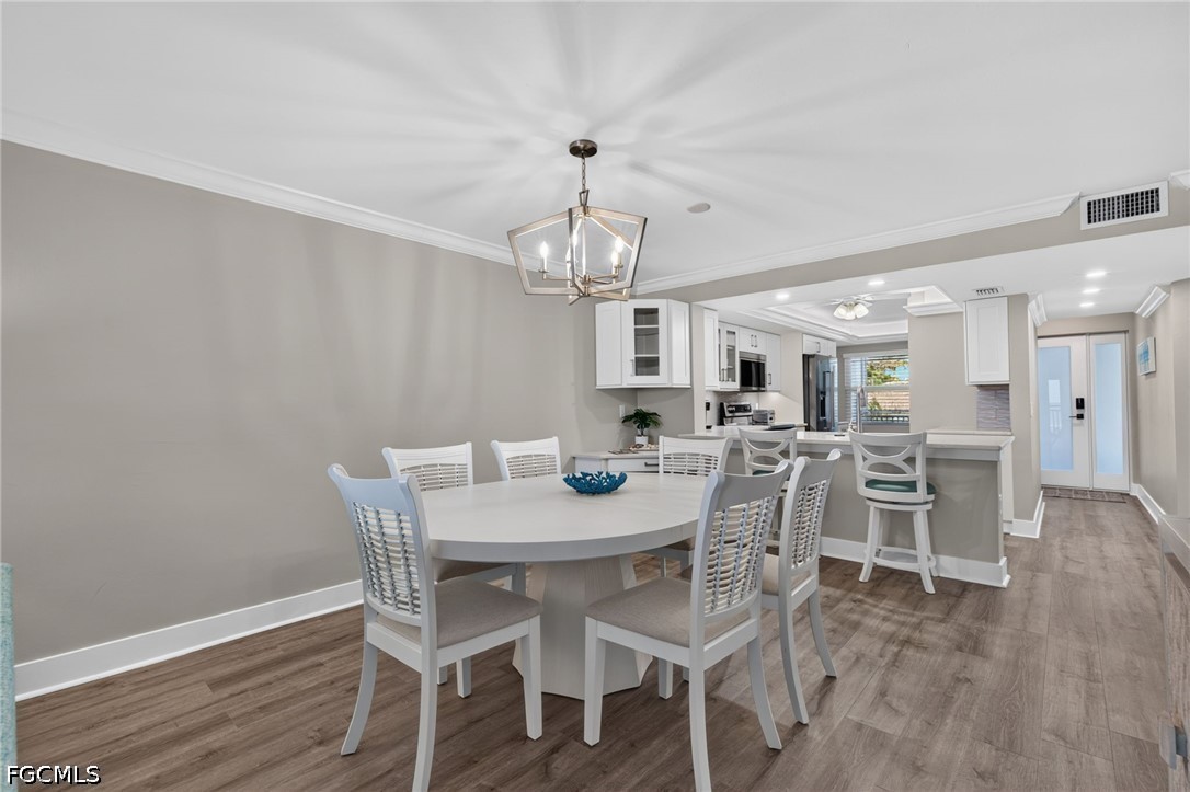 DiningArea
