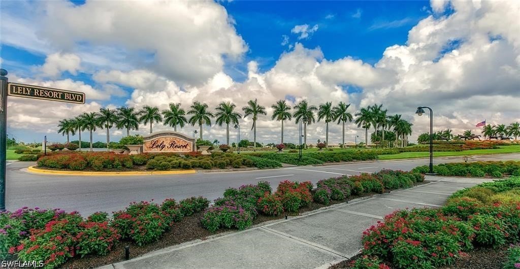 8722 Mustang Island, Naples, FL 34113
