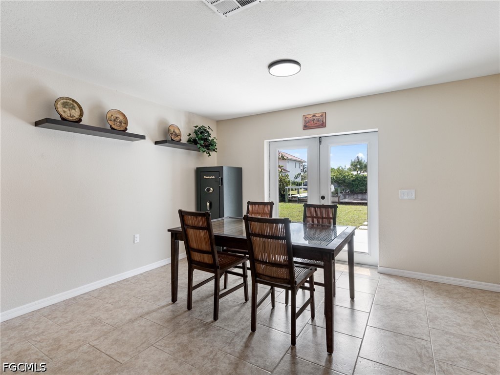 DiningArea