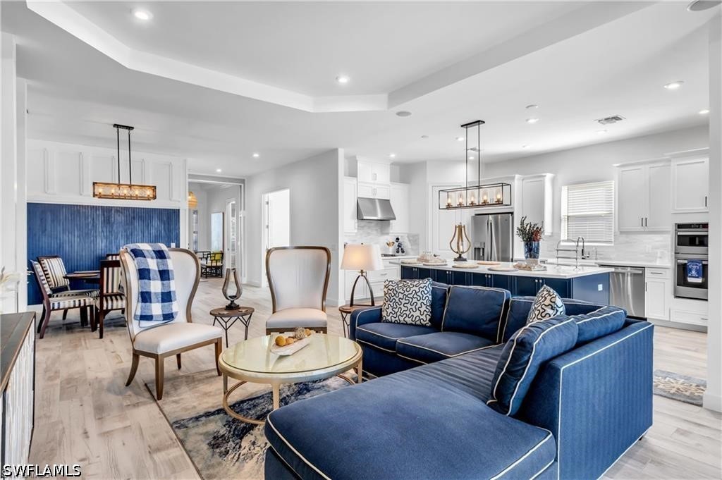 8911 Cappello, Naples, FL 34119
