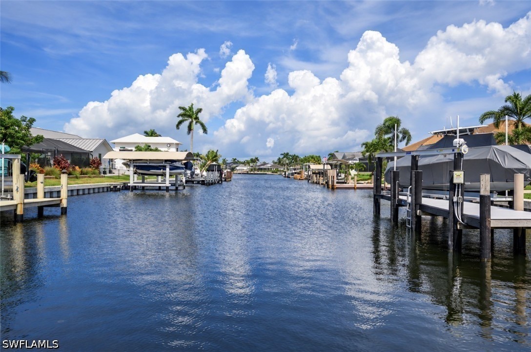 Dock