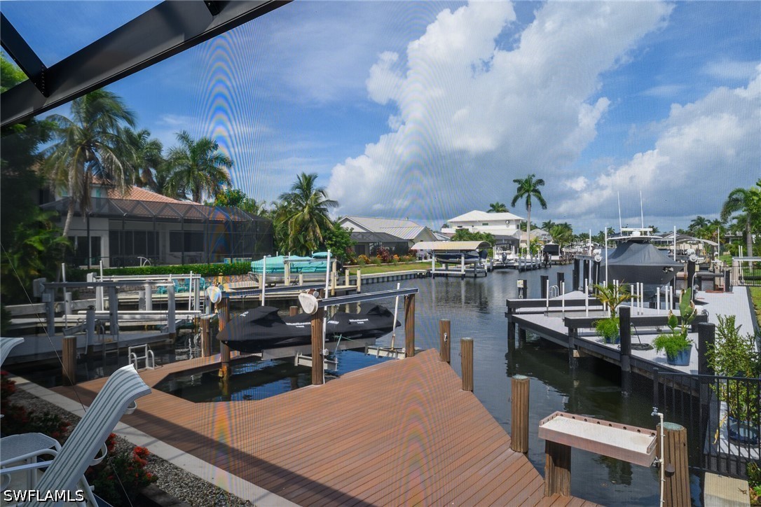 Dock