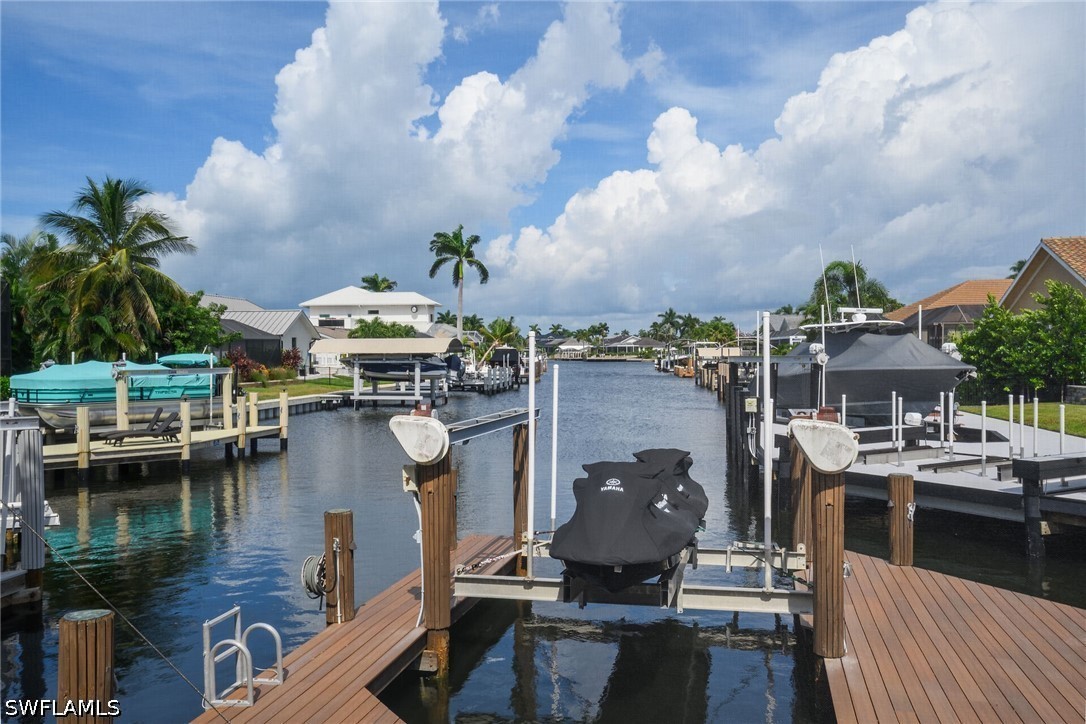 Dock