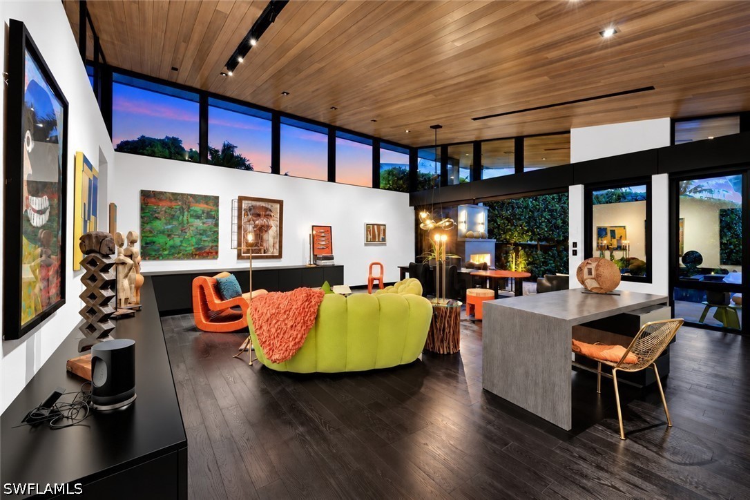 LivingRoom