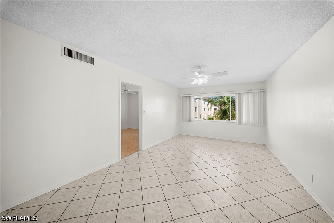 1000 Manatee Unit A201, Naples, FL 34114