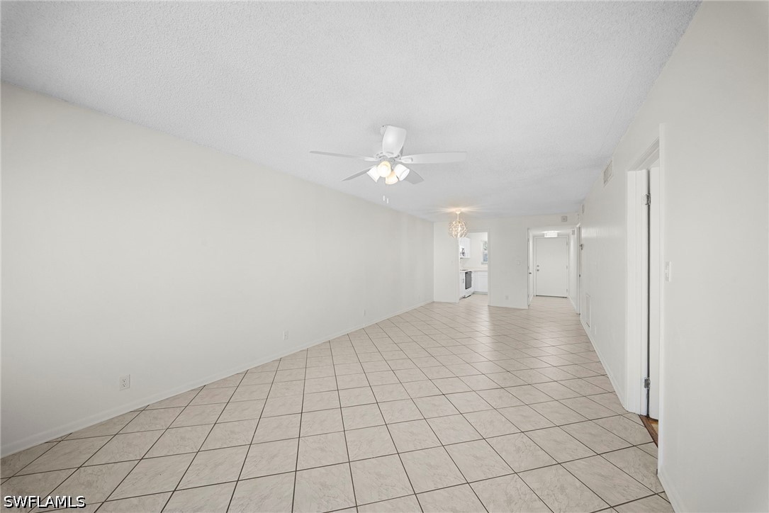 1000 Manatee Unit A201, Naples, FL 34114