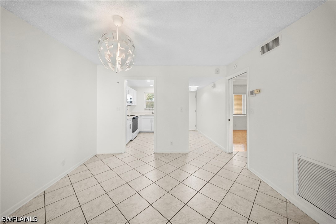 1000 Manatee Unit A201, Naples, FL 34114