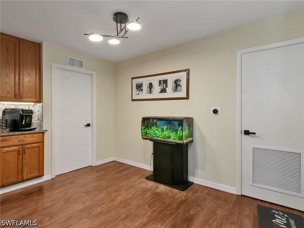5512 25th, Naples, FL 34116