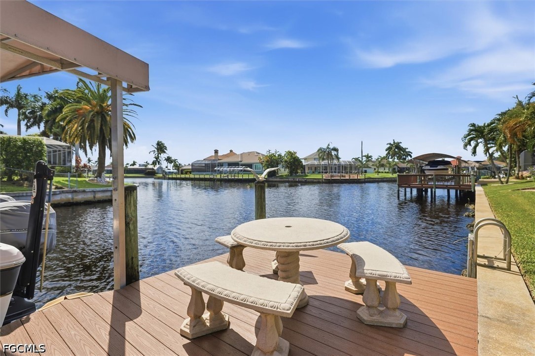 Dock