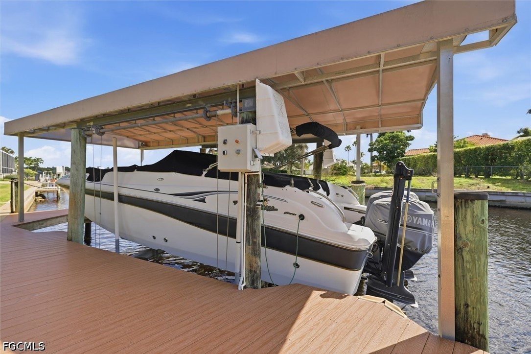 Dock