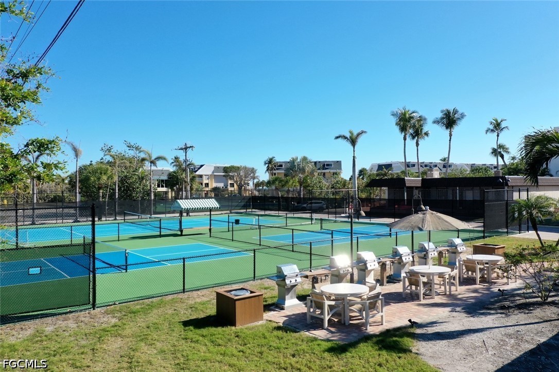 979 Gulf Unit 282, Sanibel, FL 33957