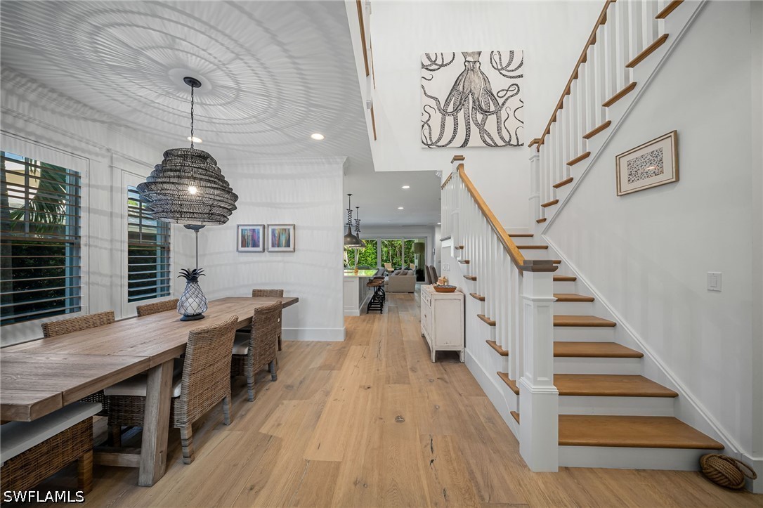 DiningArea