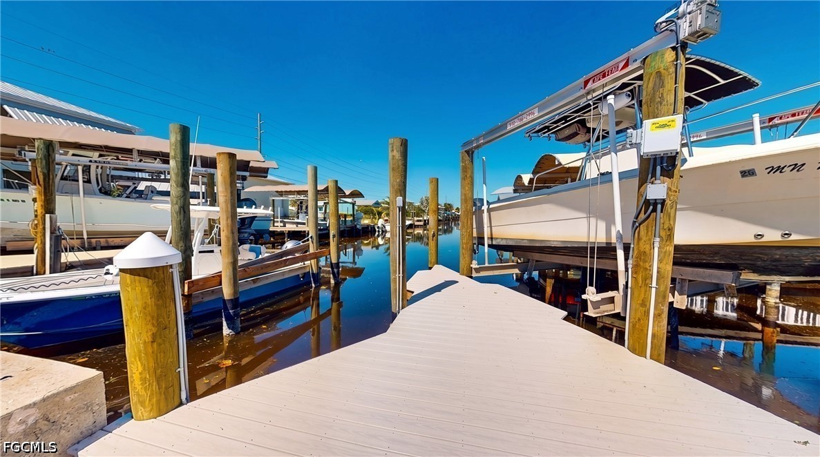 Dock