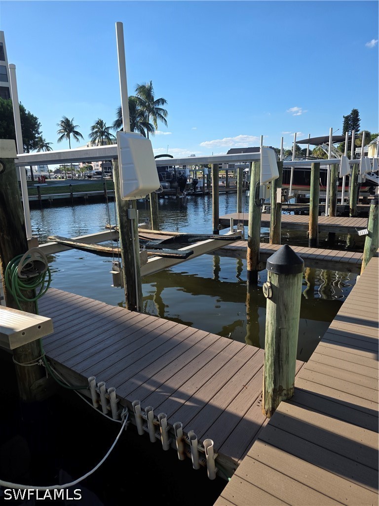Dock