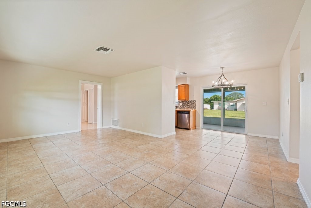 208 Norwich, Lehigh Acres, FL 33936