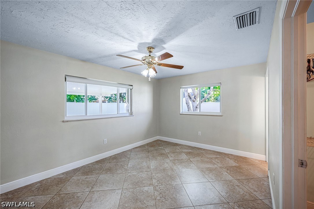 4690 Capri, Naples, FL 34103