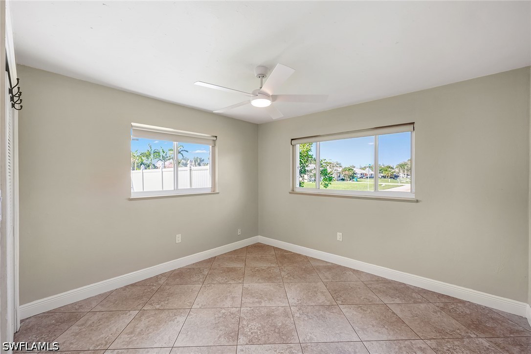 4690 Capri, Naples, FL 34103