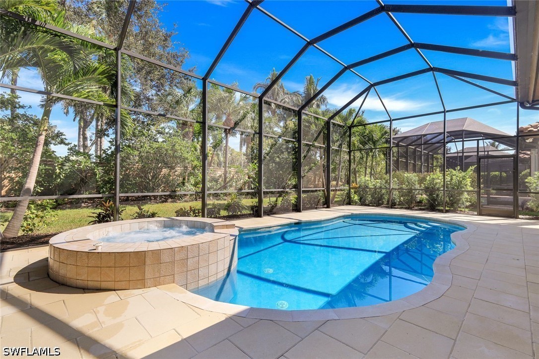 7319 Lantana, Naples, FL 34119