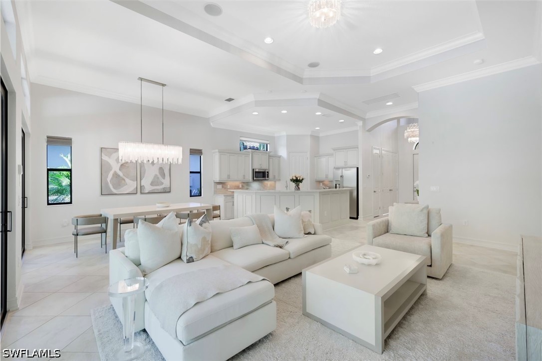 7319 Lantana, Naples, FL 34119