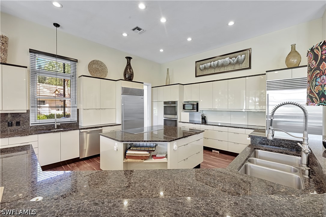 3451 Creekview, Bonita Springs, FL 34134