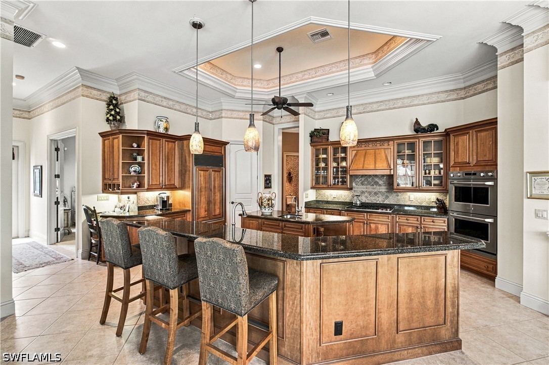 196 Cheshire, Naples, FL 34110
