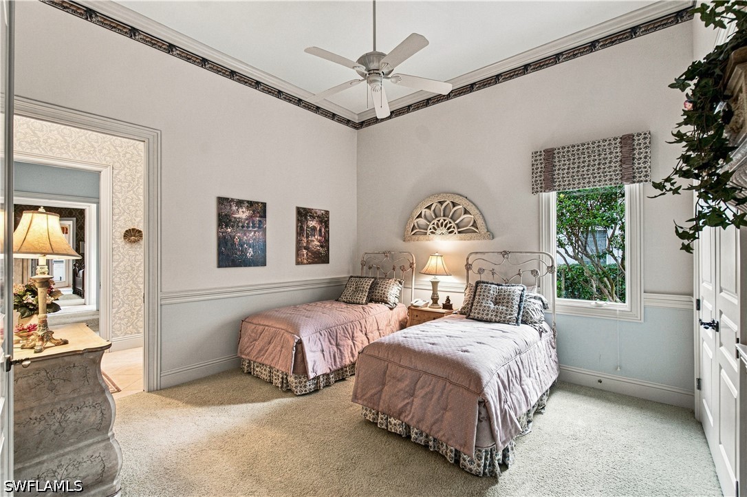 196 Cheshire, Naples, FL 34110
