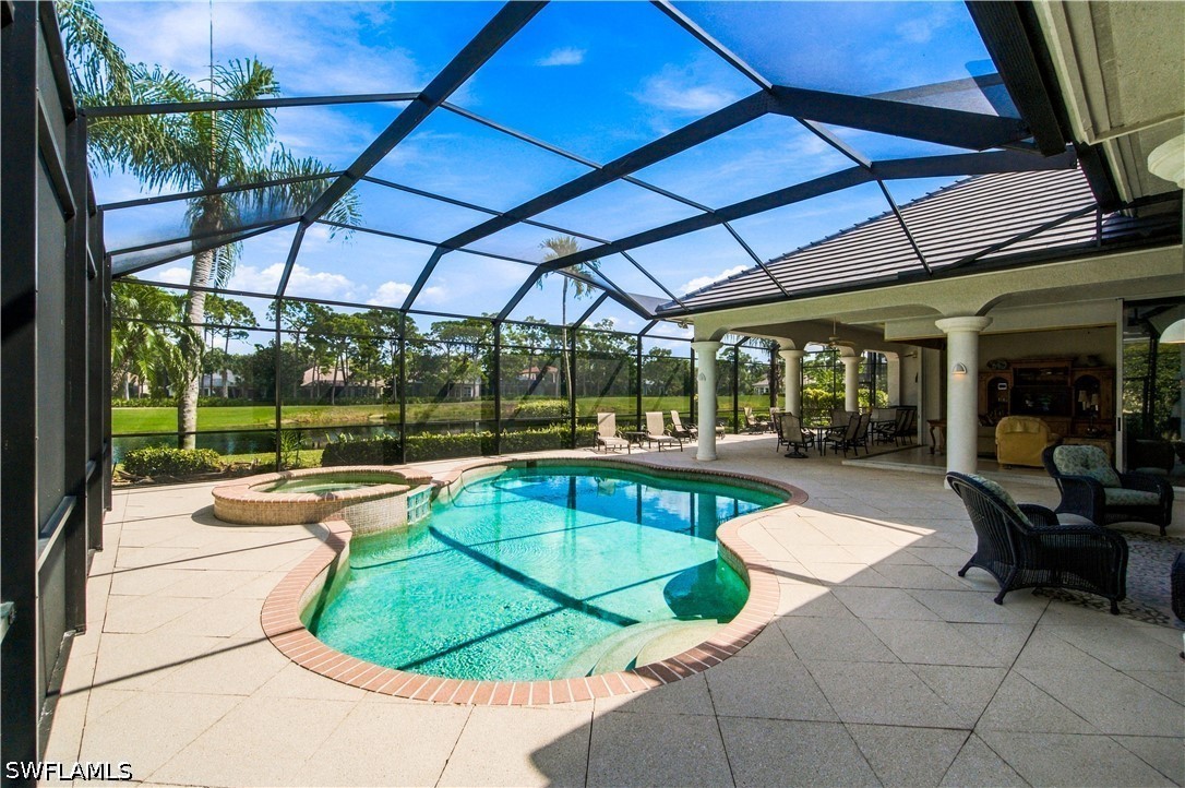 196 Cheshire, Naples, FL 34110