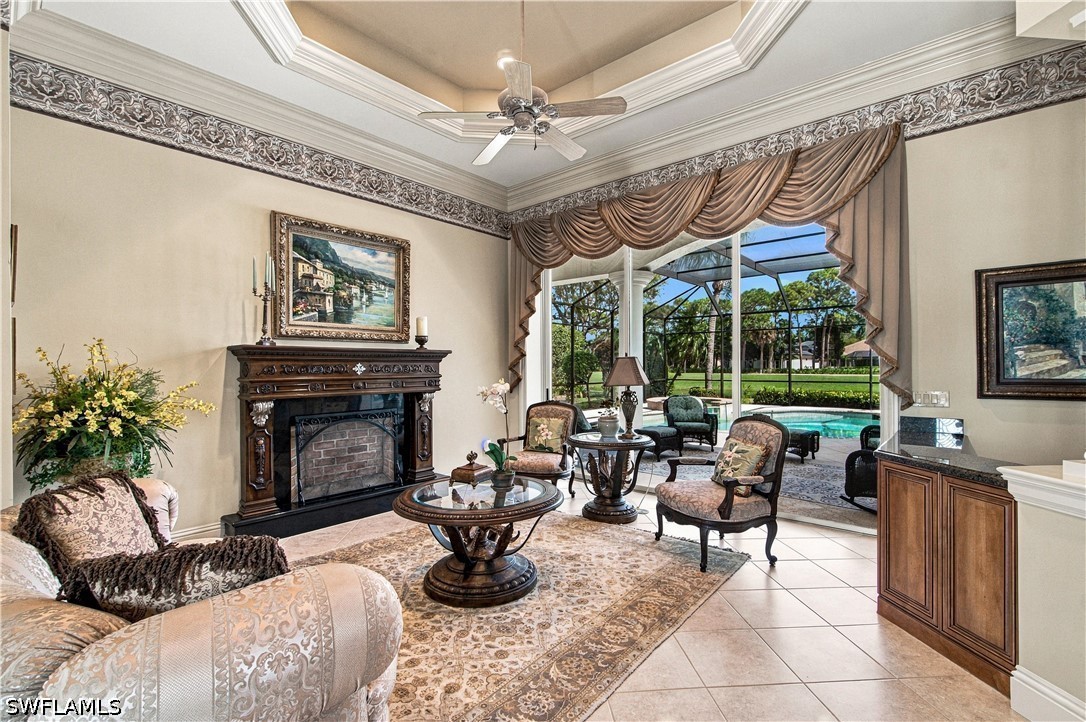 196 Cheshire, Naples, FL 34110