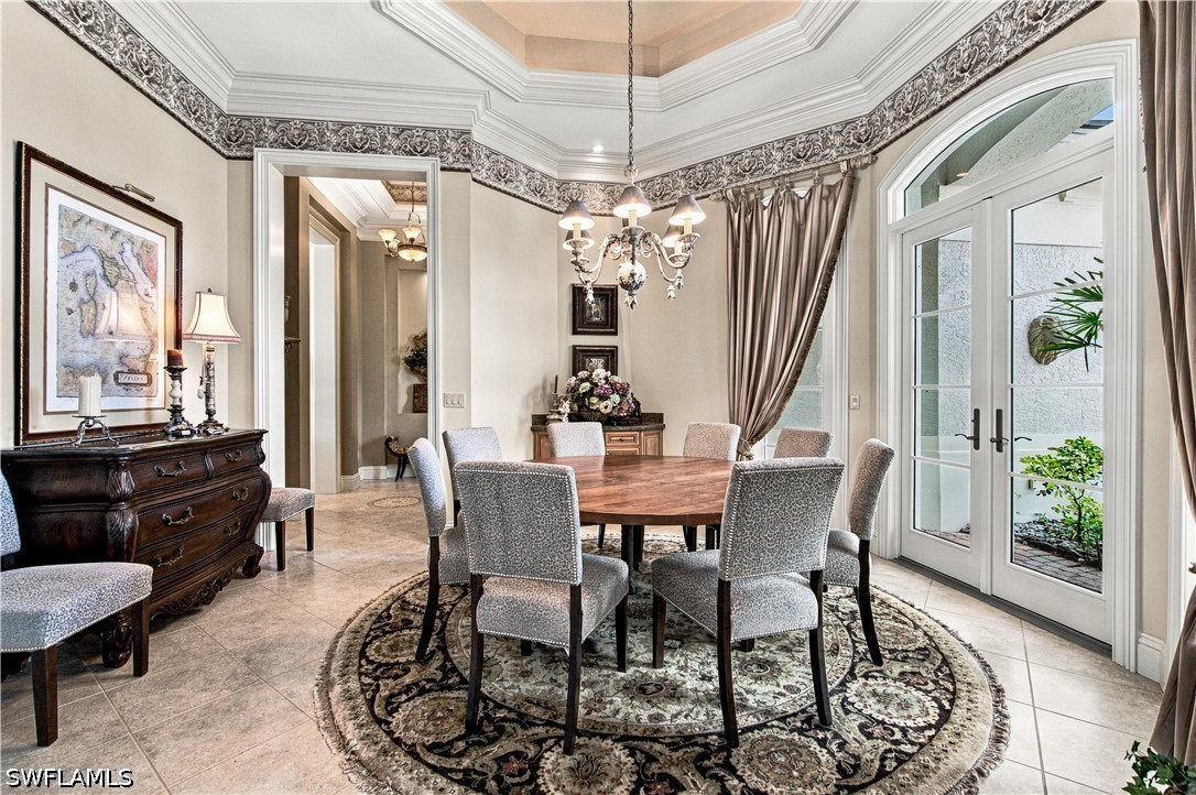 196 Cheshire, Naples, FL 34110