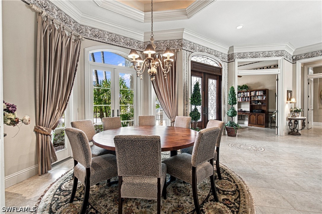 196 Cheshire, Naples, FL 34110