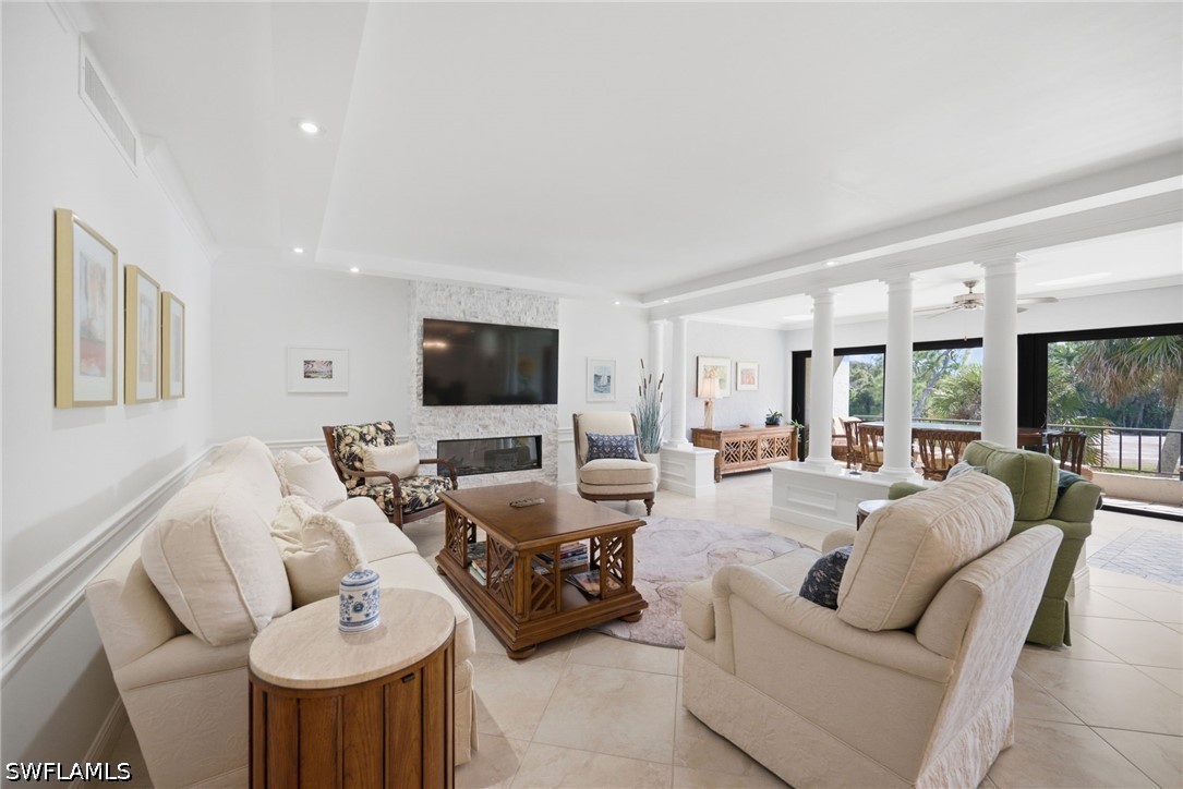 LivingRoom