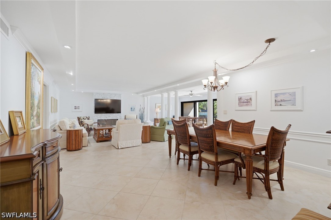 DiningArea
