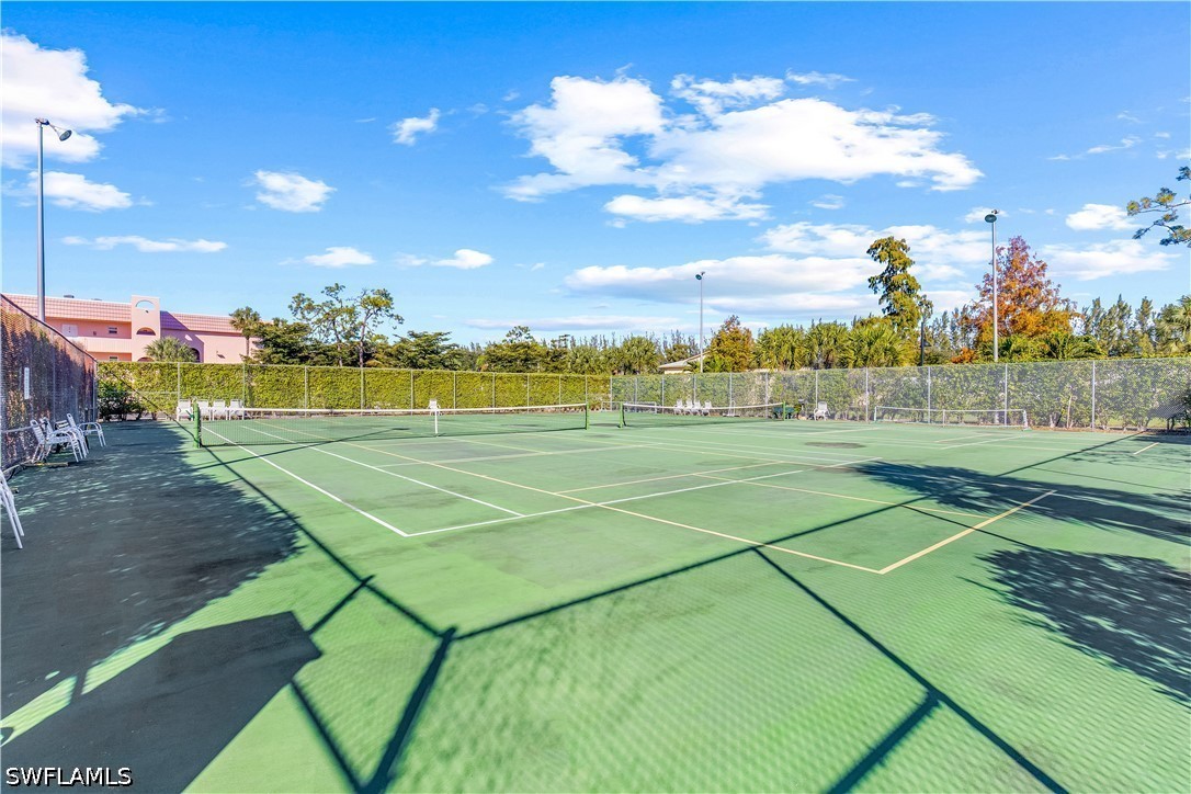 150 Turtle Lake Unit 307, Naples, FL 34105
