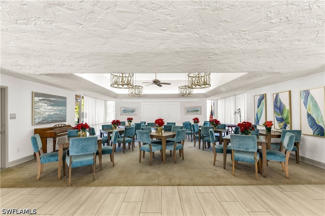 DiningArea