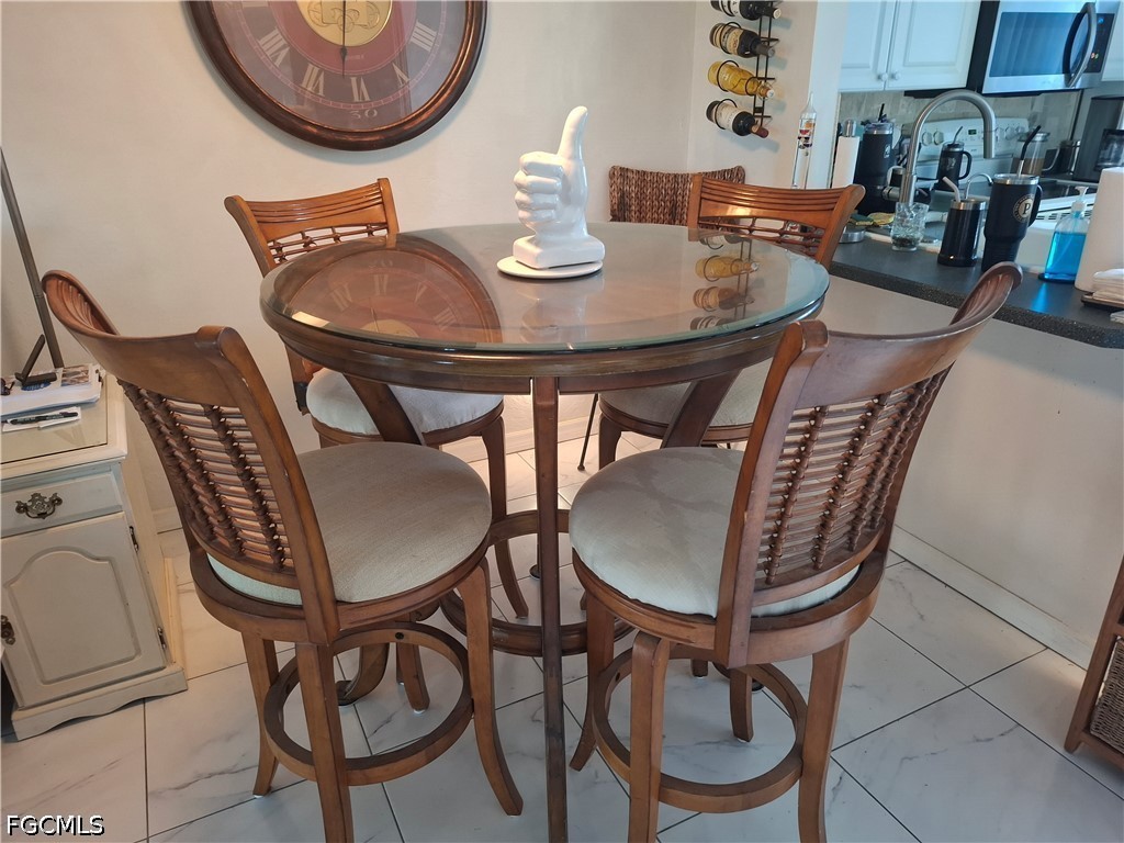 1018 Manatee Unit E307, Naples, FL 34114
